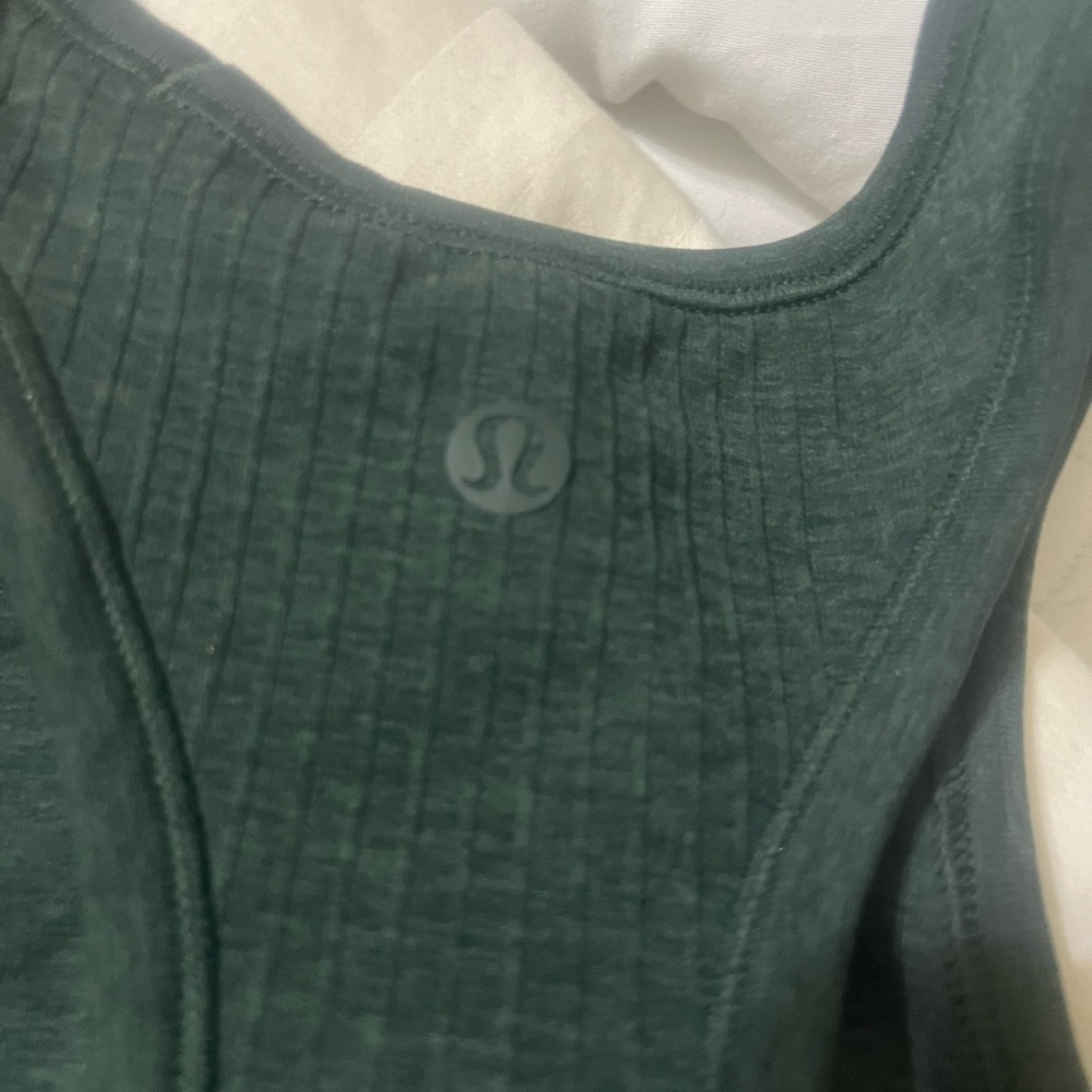 Lululemon Athletica Dark Green Tank Top size 6 - Picture 6 of 6